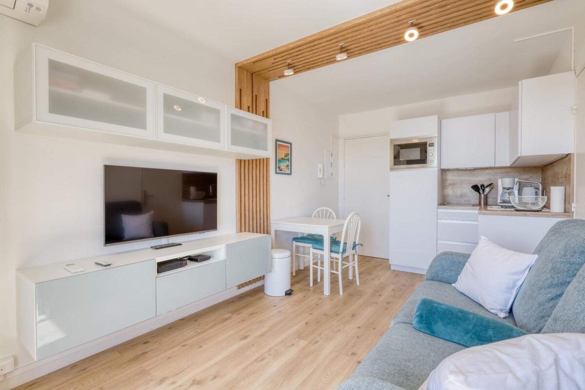 T2 200M From Lavandou Beach Classified 3 Le Lavandou Exterior photo